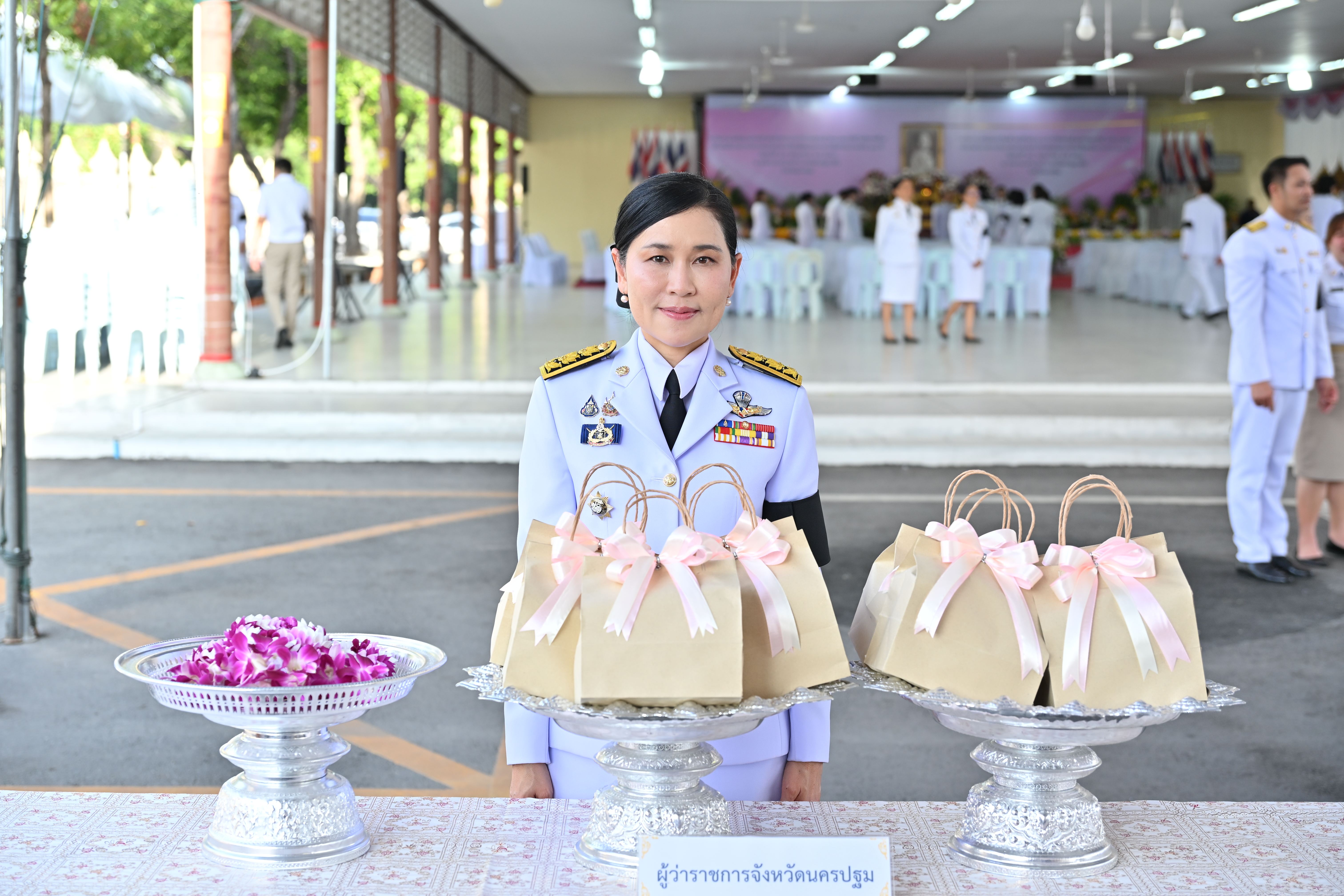 title - ส.ป.ก. นครปฐม เข้าร่วมพิธีสวดพระพุทธมนต์  และพิธีทำบุญตักบาตรถวายพระราชกุศล เนื่องในโอกาสการประกาศยกย่องพระเกียรติคุณ พระราชกรณียกิจ ในวาระครบ 100 ปี สมเด็จพระนางเจ้ารำไพพรรณี พระบรมราชินี ในรัชกาลที่ 7 